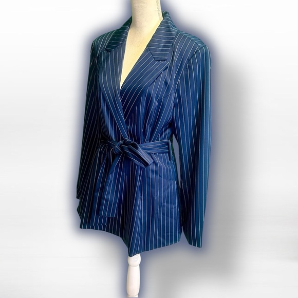 NWT Alexia Admor ‘Olya’ Striped Tie Waist Blazer in “Navy Blue” Pinstripe Sz 14 - Picture 7 of 16